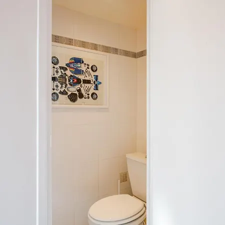 Sunny Duplex Close To Croisette, Free Parking Apartment *