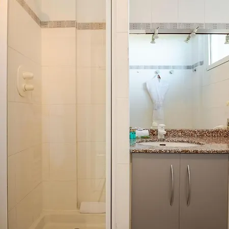 Sunny Duplex Close To Croisette, Free Parking Cannes